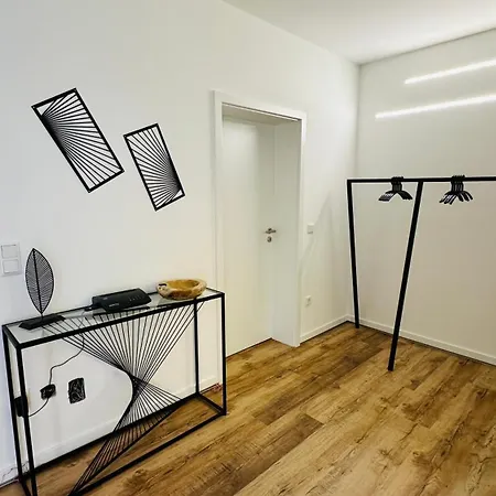 Harmony Stylishes 3-zimmer 2bdr Balkon Parkplatz Apartment