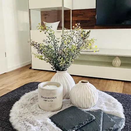 Harmony Stylishes 3-zimmer 2bdr Balkon Parkplatz Apartment