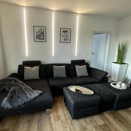 Harmony Stylishes 3-zimmer 2bdr Balkon Parkplatz Apartment *